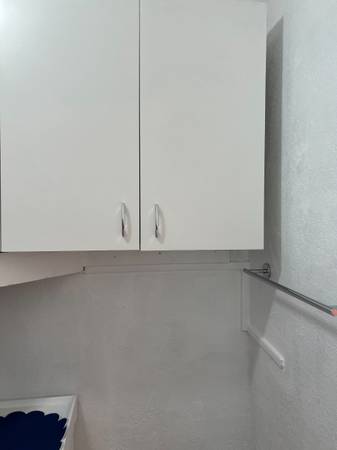 Spacious studio-efficiency For Rent (Kendall), image 5