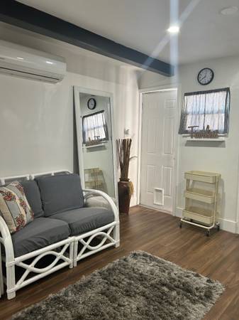 Hermoso Efficiency/Studio Coral Gables Amueblado, image 1