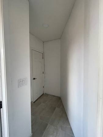 $1,400 – Private 1 Bedroom / 1 Bathroom – Utilities Included, image 2