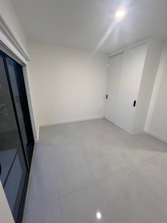 Studio/Efficiency For Rent, image 2