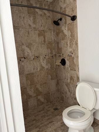 Efficiency for rent, image 6