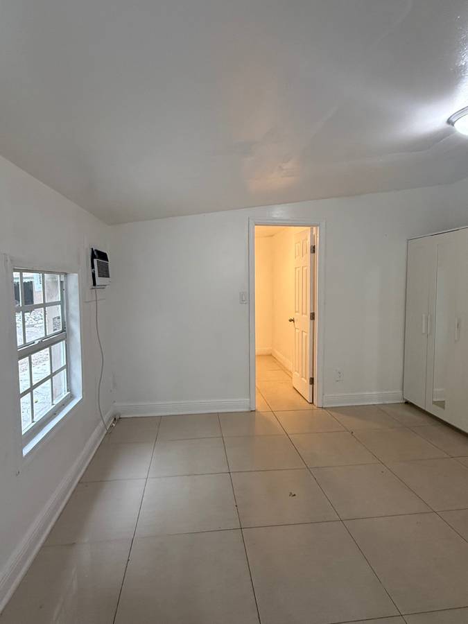 Efficiency for rent Hialeah, image 4