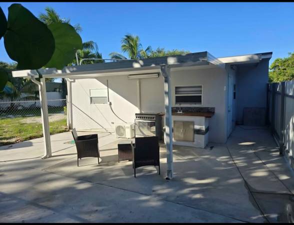 Efficiency for rent, image 5