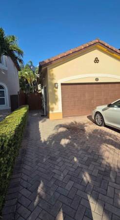 Apartamentico en area de Kendall, image 1