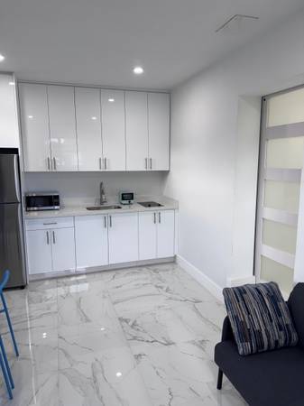 ‘Westchester’ Studio, image 2
