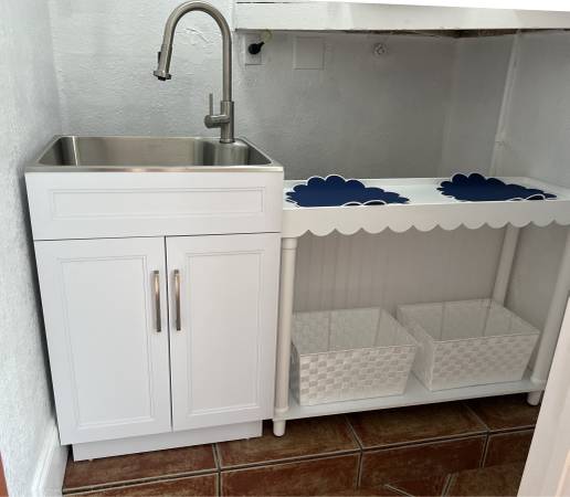 Spacious studio-efficiency For Rent (Kendall), image 4