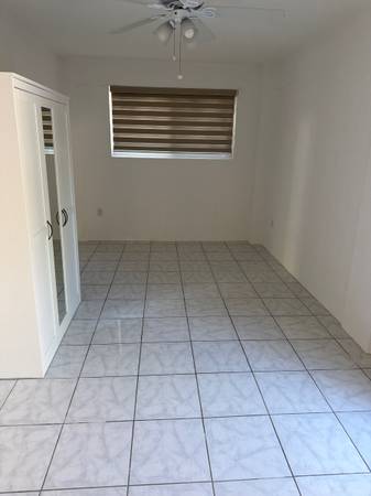 Efficiency for rent, image 4