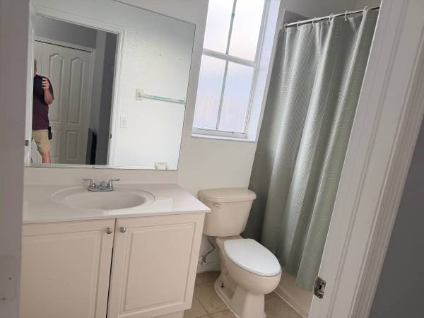 Efficiency/Studio for Rent, image 3