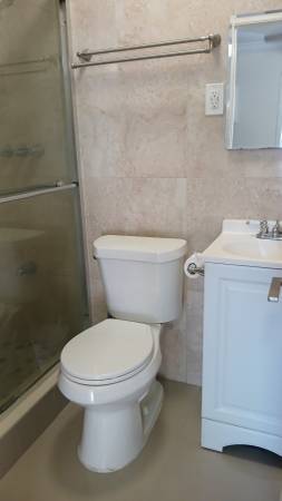 Efficiency with kitchen for rent, image 5