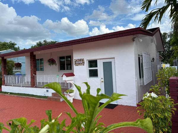 Efficiency for rent (Miami), image 1