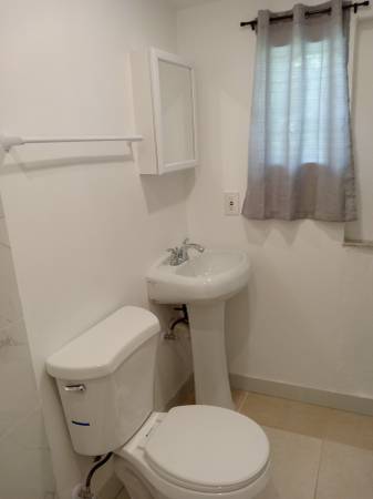 Studio/Efficiency for rent, image 2