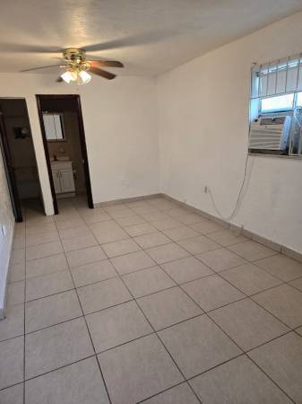 A Studio/Efficiency For Rent, image 2
