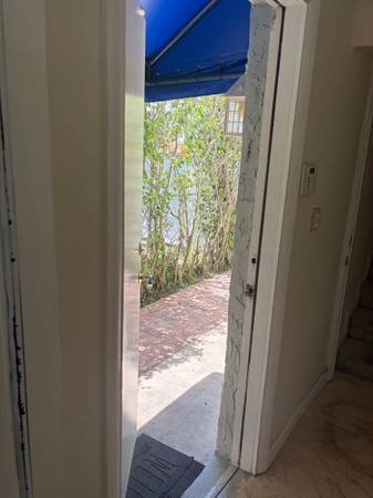 Private 1/1 Bedroom Studio for Rent, image 1