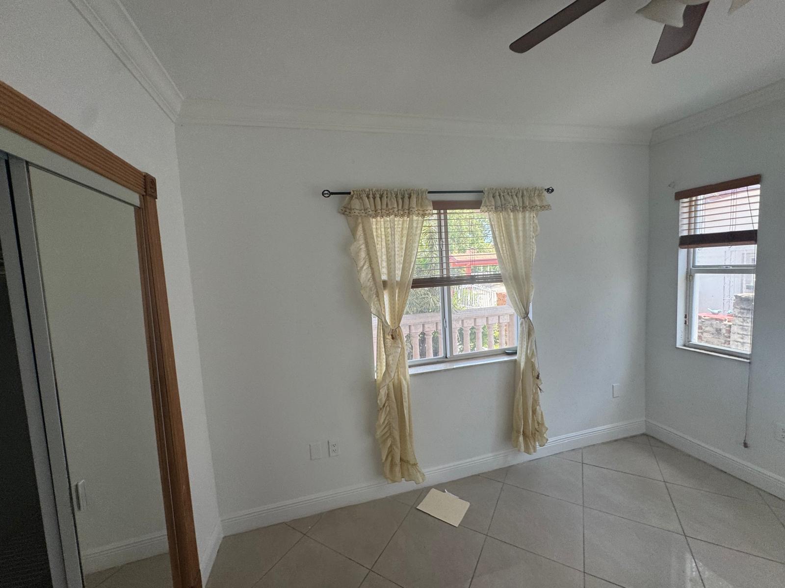 Centrally Located Studio in the heart of Miami, image 2