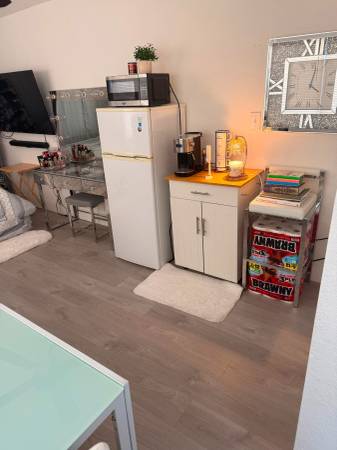 For rent efficiency in Hialeah 33010, image 2