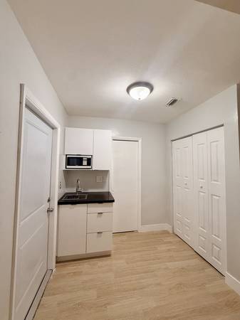 Efficiency for rent, se renta efficiency, image 4