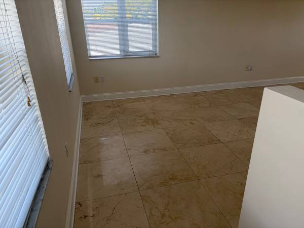 Private 1/1 Bedroom Studio for Rent, image 3