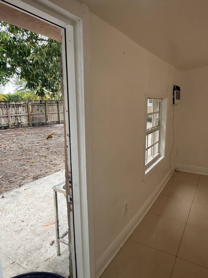 Efficiency for rent Hialeah, image 3