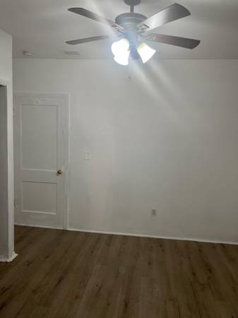 Efficiency for rent, image 2