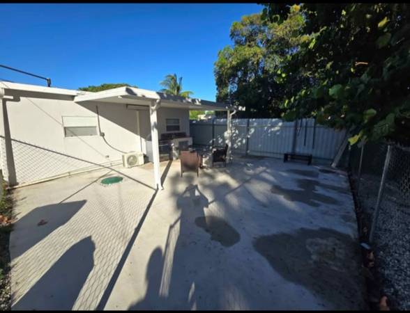 Efficiency for rent, image 4