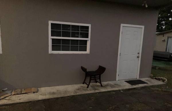 Efficiency for Rent Kendall, image 2