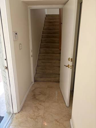 Private 1/1 Bedroom Studio for Rent, image 2